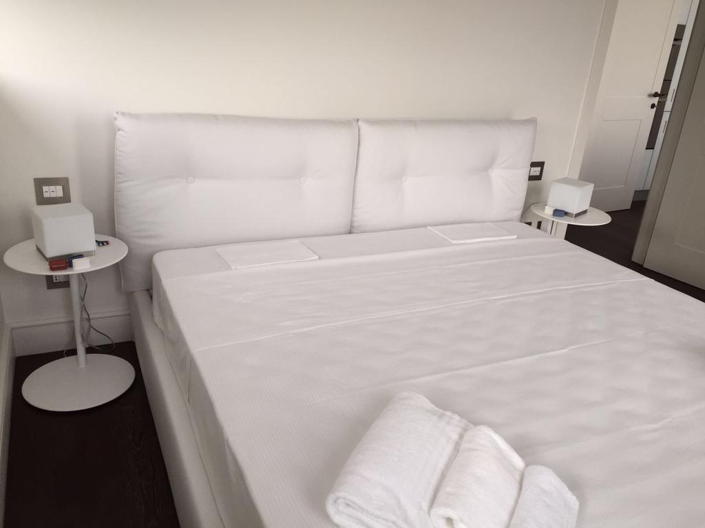 Hemeras Boutique Homes - Design Flats Near The City Center Milano Exteriör bild