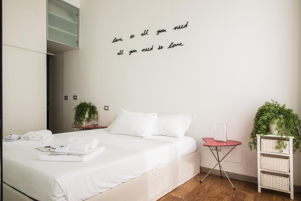 Hemeras Boutique Homes - Design Flats Near The City Center Milano Exteriör bild