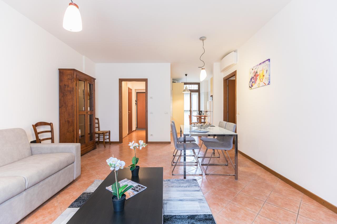 Hemeras Boutique Homes - Design Flats Near The City Center Milano Exteriör bild